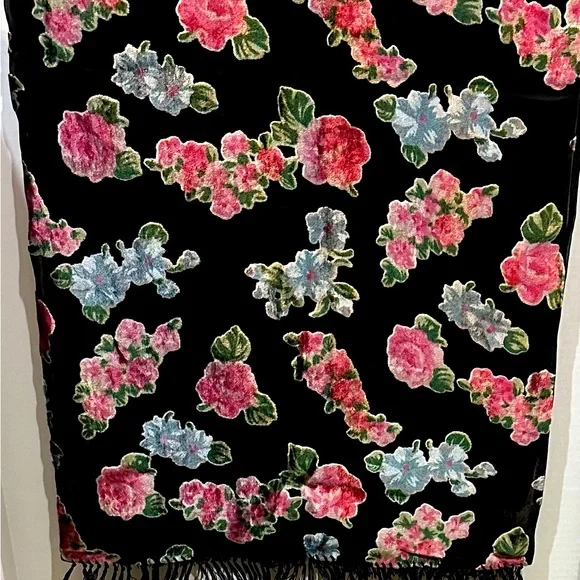 Silk and velvet rose red & green, with blk fringe - Picture 4 of 9